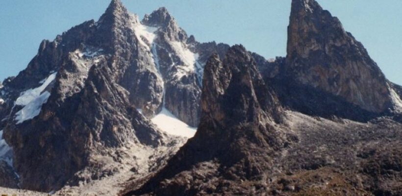 6 Days Shiptons Camp | Mount Kenya | Sirimon | Chogoria Bandas